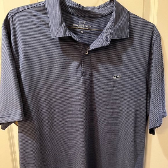 Vineyard Vines polo - Picture 2 of 2